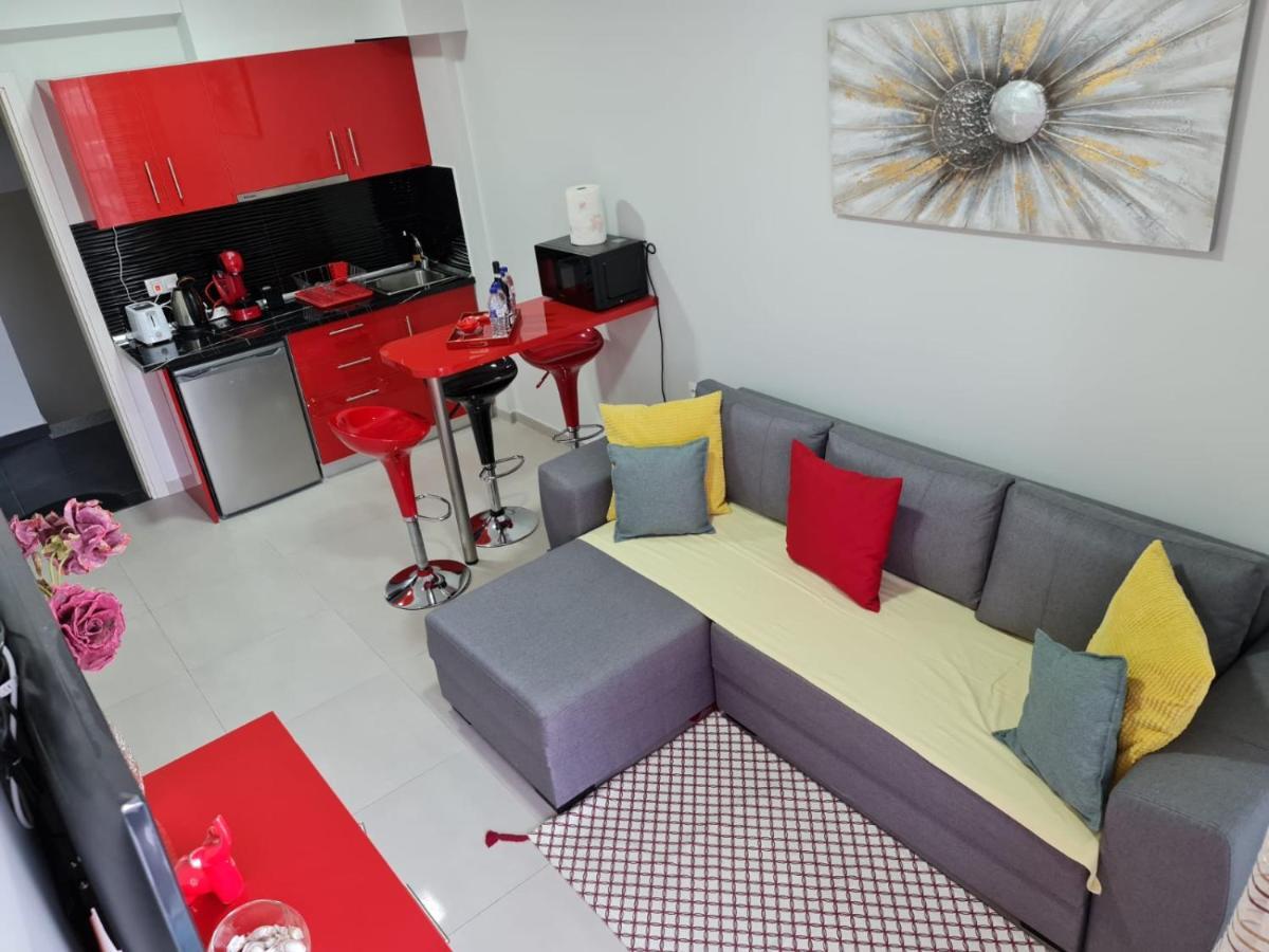 Apartamento M & M Red Luxury Paralía Exterior foto